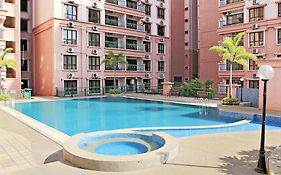 Marina Court 3Bilik2Tandas Apartmen Tengah2 Bandar Maksimum 10 Org Termsk Kanak2 1 Parkir Percuma 2 Kolam Besar